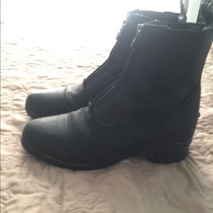 Riding boots